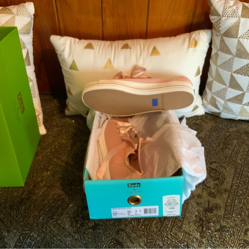 KATE SPADE NEW YORK TRIPLE KICK FAILLE IN BLUSH